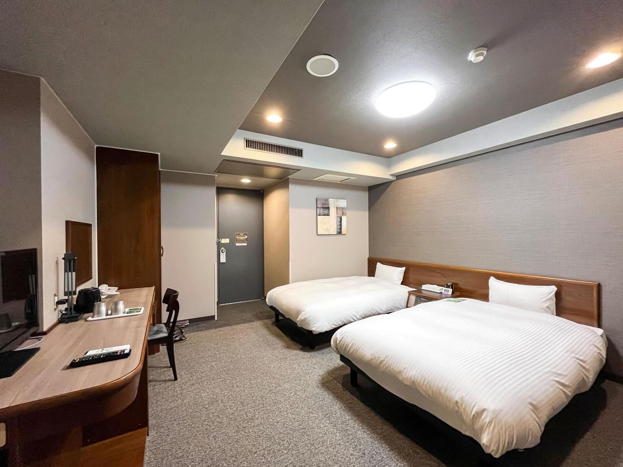 Hotel Route-Inn Dai-Ni Нагано Экстерьер фото